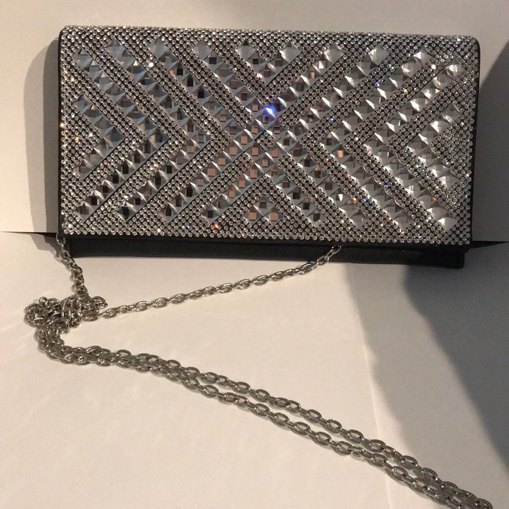 Party clutch